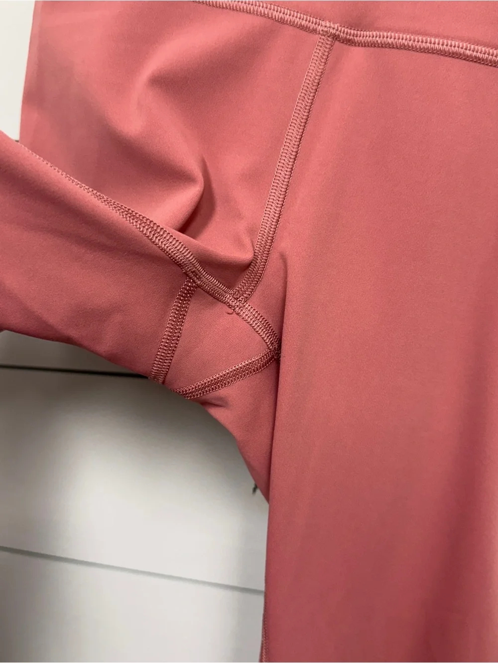 Lululemon wunder under HR leggings 28” brier rose women’s size 4